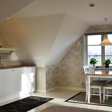 シムリスハムン Torsborgs Gard Bed & Breakfast エクステリア 写真